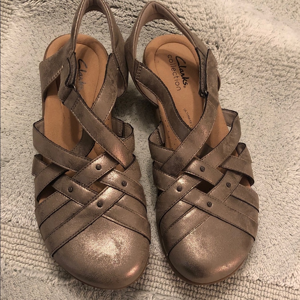 Clarks Women's Elizabelle Seam Pewter Metallic Sandals